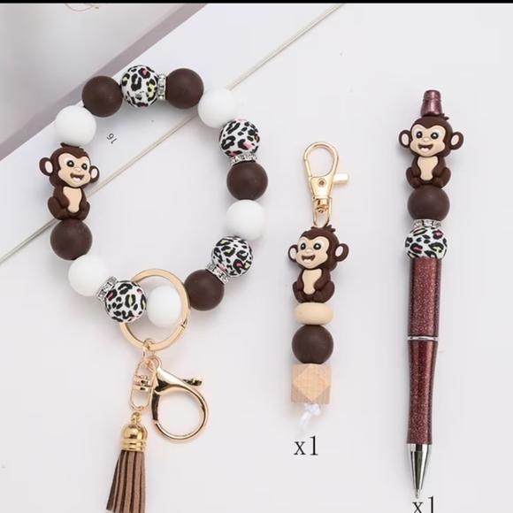 NWT Fox Or Monkey Bead Bracelet Keychain Set - Fox Orange, Monkey Pink Or Brown - Picture 3 of 3